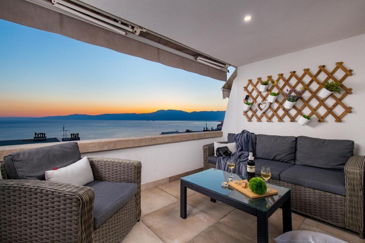 Lux Apartment Sky View Rijeka Eksteriør billede